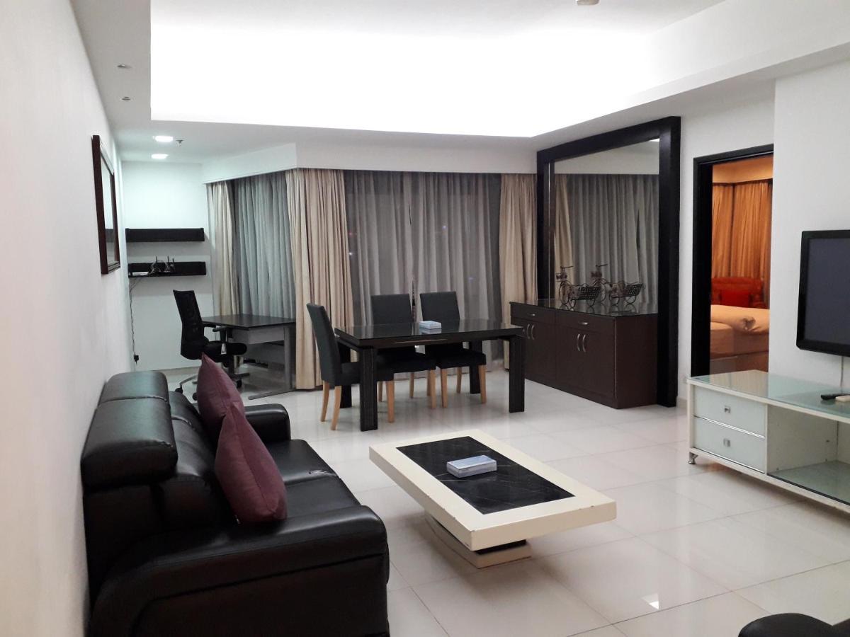 Golden Dream Service suite Kuala Lumpur Buitenkant foto